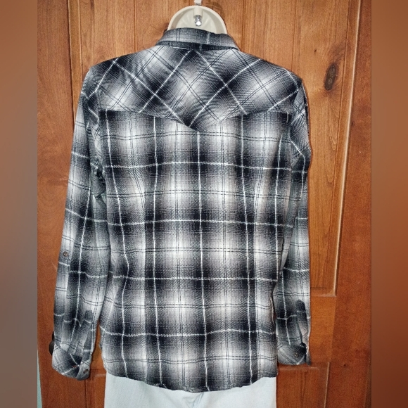 Bit & Bridle Monochrome Plaid Shirt - Picture 5 of 9
